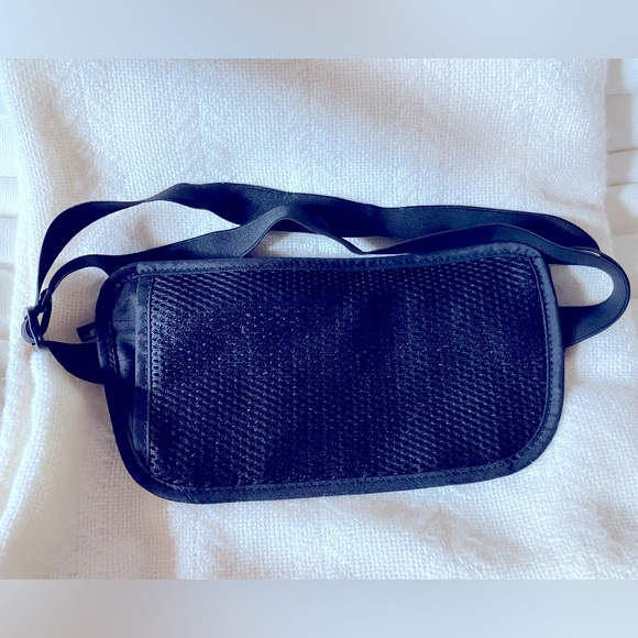 Alpha Keeper RFID Money Travel Belt Passport Holder Fanny Pack - New - Picture 2 of 6